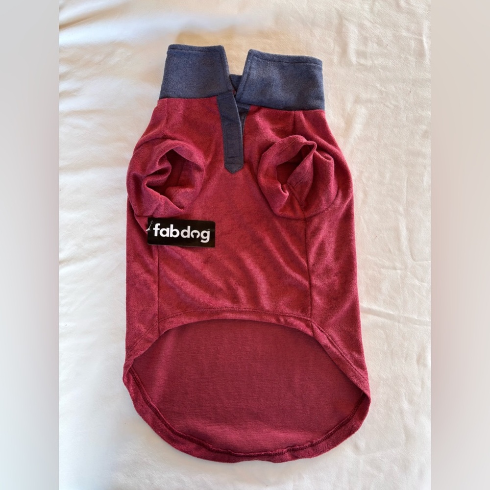 NWT Fabdog Red Dog Shirt